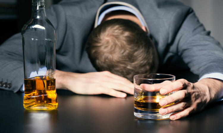 چگونه الکل را ترک کنیم؟