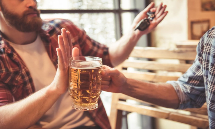 چطور الکل را ترک کنیم؟ 